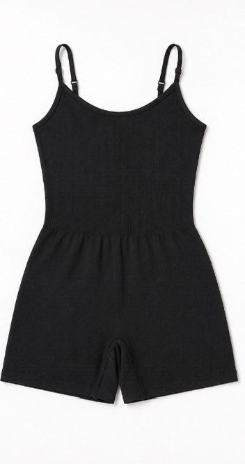 Combi short noir bretelle réglable avec coquille